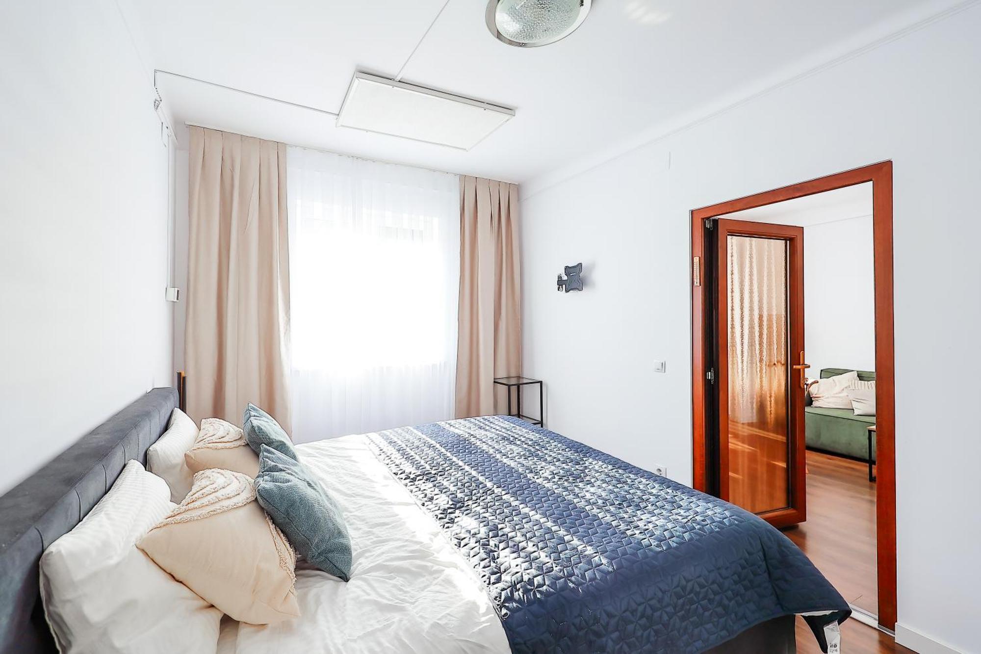 Center Near Aquapark With Jacuzzi & Parking *