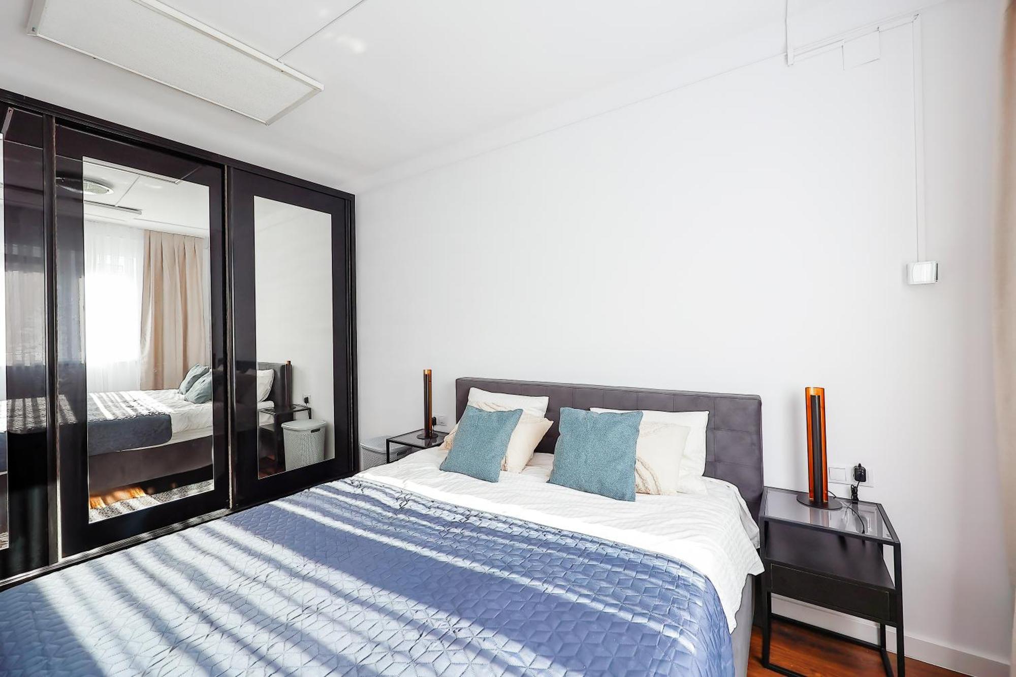 Center Near Aquapark With Jacuzzi & Parking Apartment